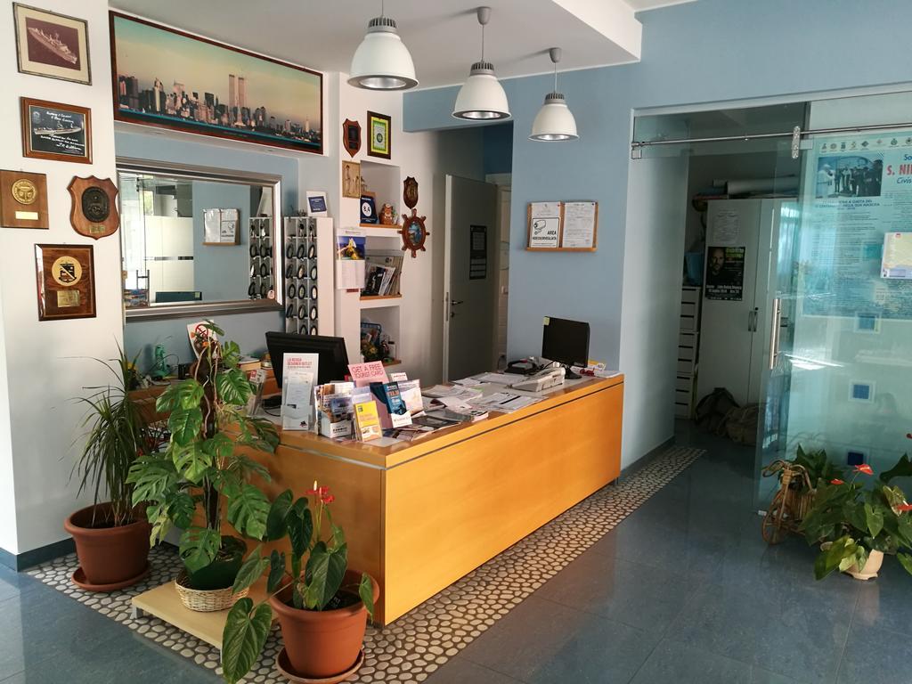 לינה וארוחת בוקר גאטה Rock Garden מראה חיצוני תמונה